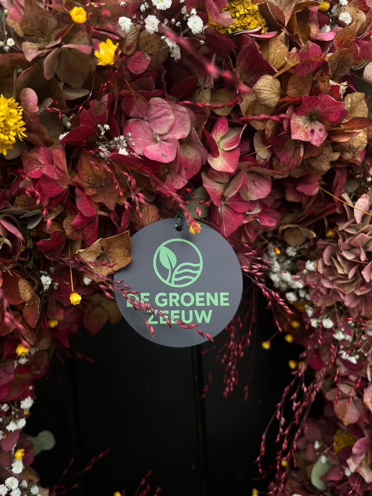 Gedroogde bloemenkrans